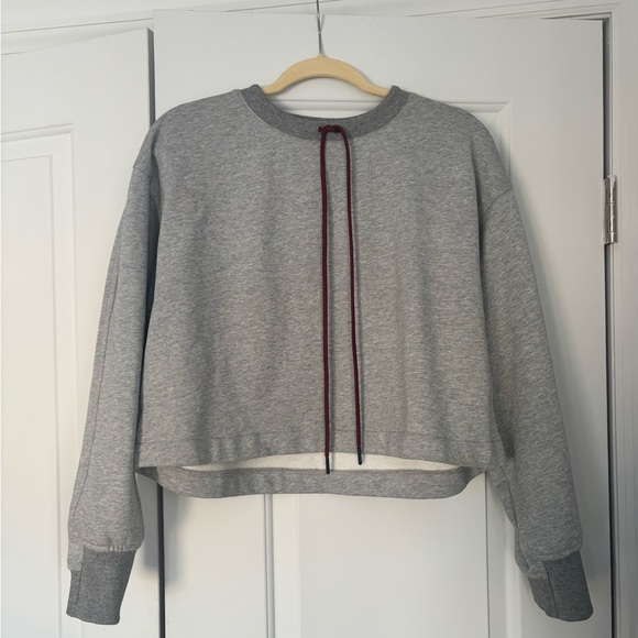 Roucha Tops - ROUCHA Sima cropped sweatshirt